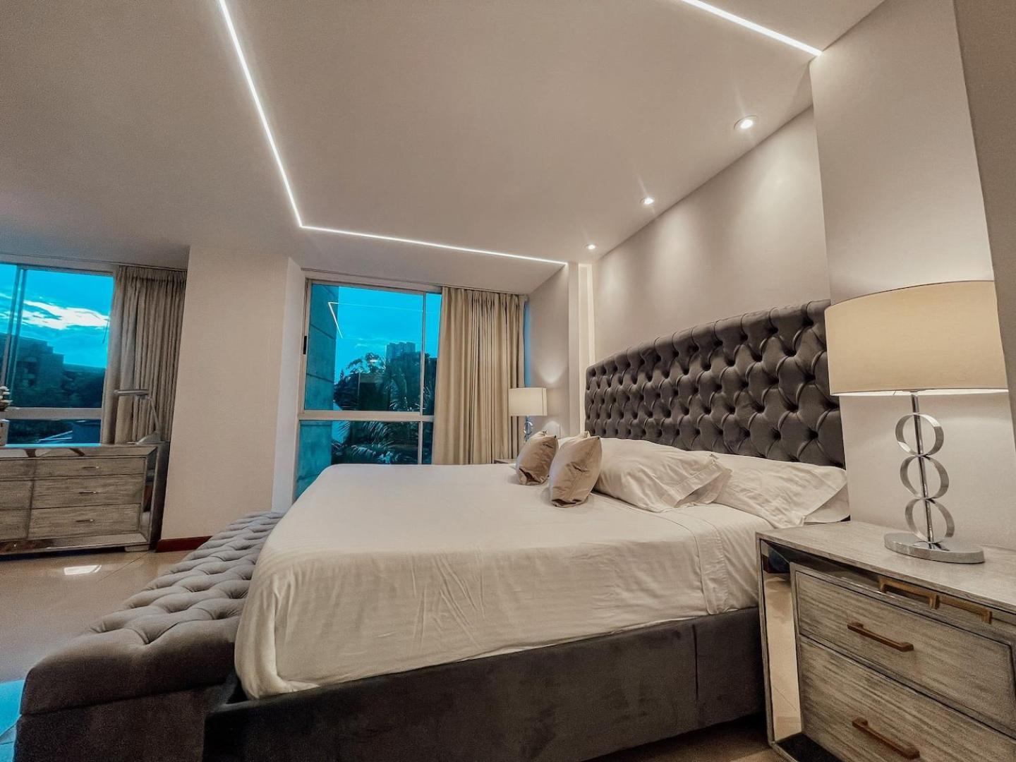 Luxury 1 Bedroom With Pool & Gym Close Provenza Medellín Eksteriør bilde